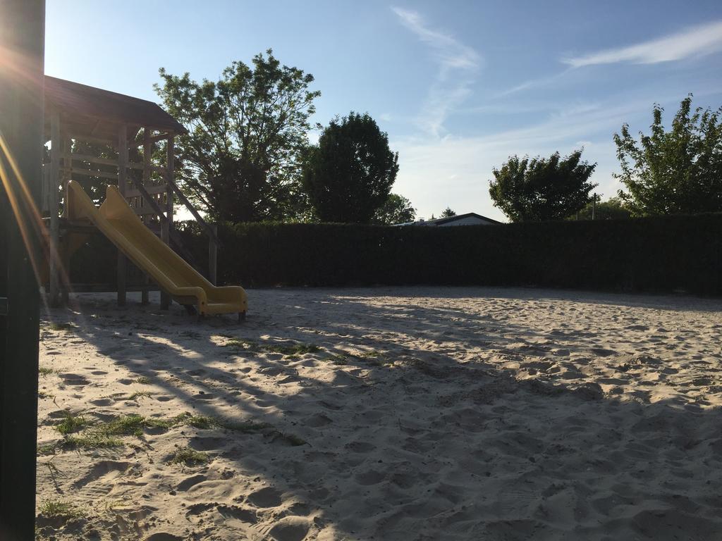 Camping Caravaning Les Cerisiers Berck Sur Mer Verton ภายนอก รูปภาพ